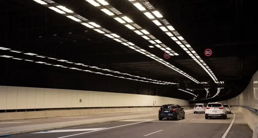 John Holland Mascot Tunnel mobile signal booster installation