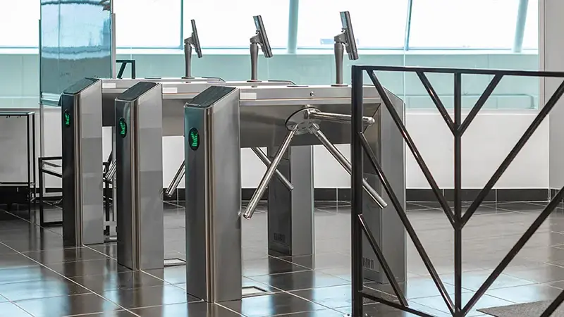 Tailgating detection at gym entrance